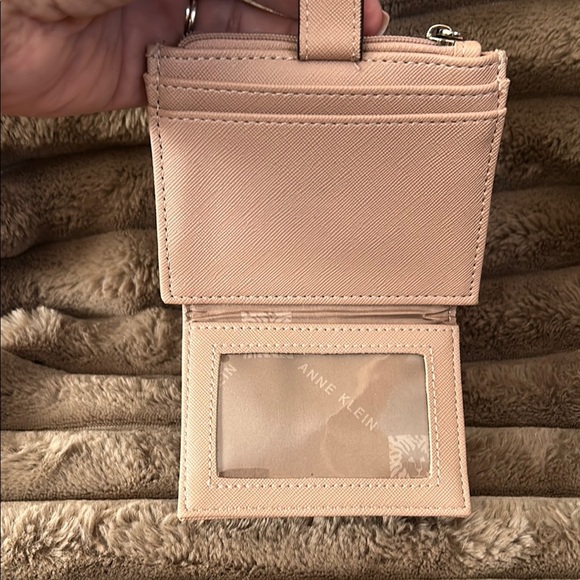 Anne Klein Elegant Pink Card Holder - Picture 9 of 9